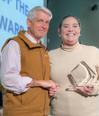 Sarah Sanders receives 2024 Deans Staff award